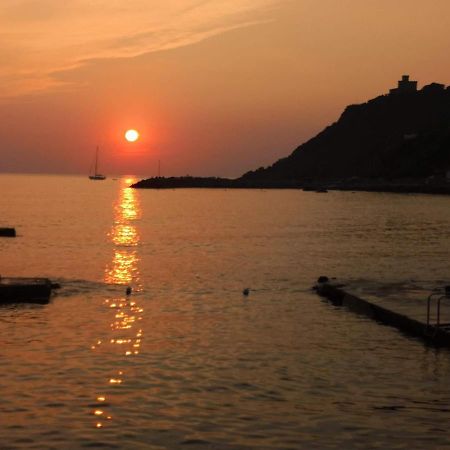 Casa Vacanze Le Rose Villa Gabbro Eksteriør bilde